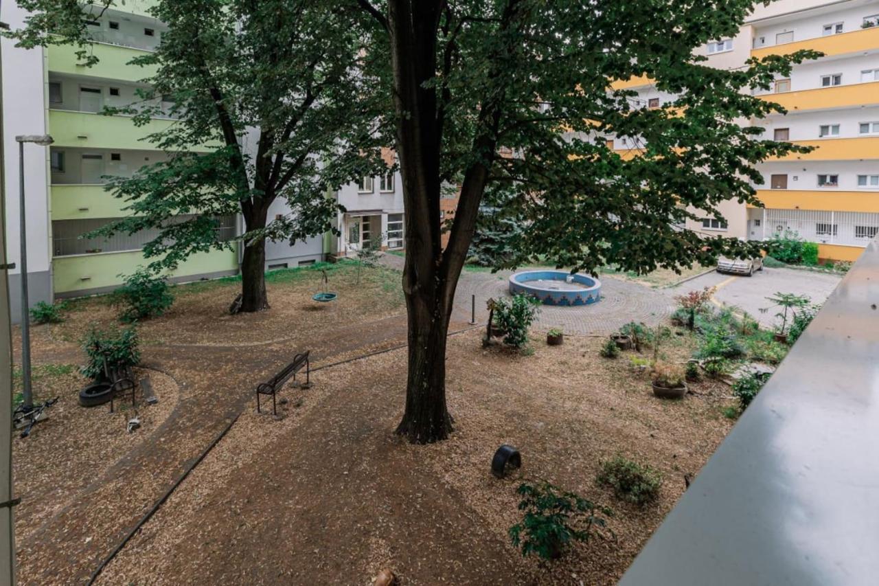 Stadiumside Studio Daire Bratislava Dış mekan fotoğraf